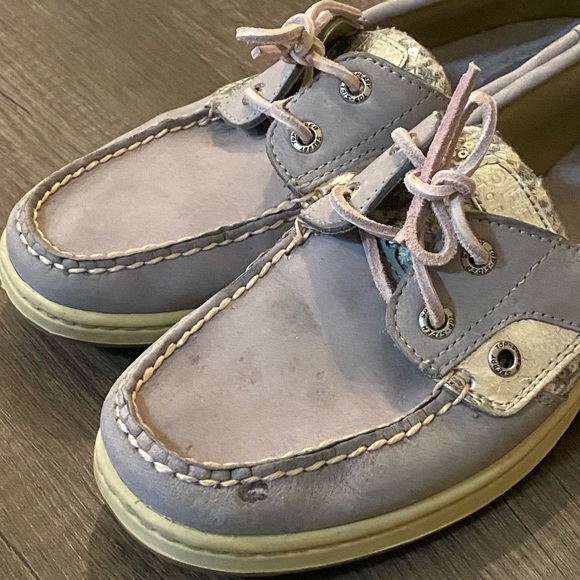 SPERRY| Silver Boat Shoe, women's 7 - Picture 9 of 13